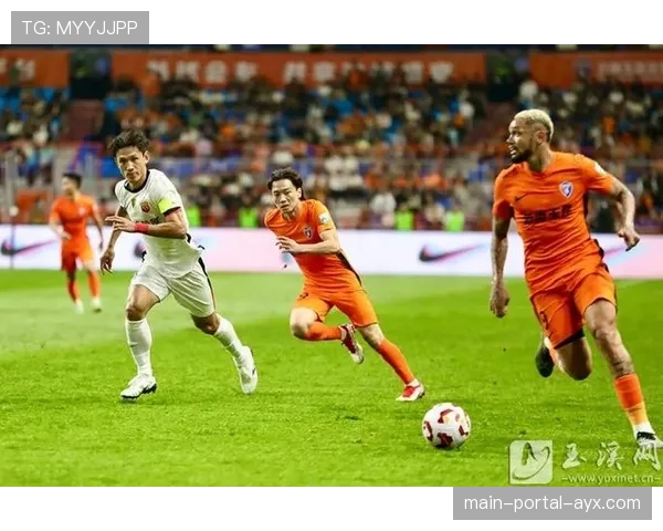 云南玉昆1-2憾负上海海港，升班马展现顽强竞争力